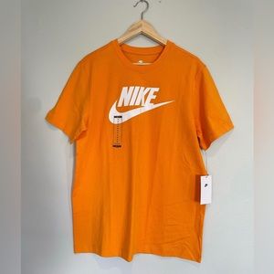 Nike tee shirt
